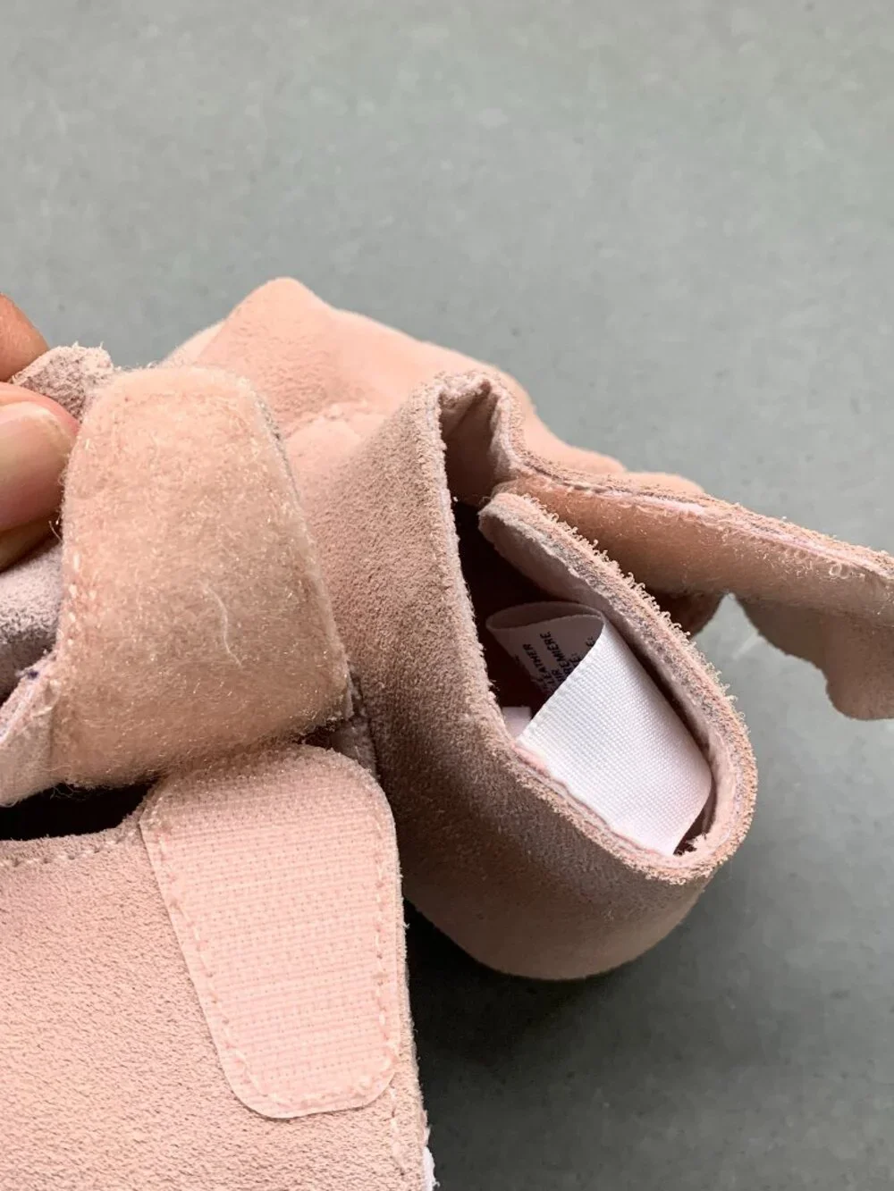 Janie and Jack Blush Pink Suede Ruffle Crib Shoes Baby Size 3-6 Months